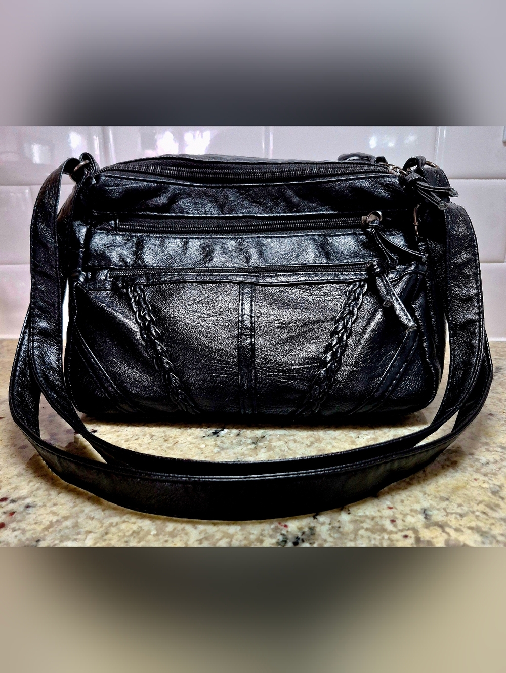 Grace's Bags Classic Black Leather Crossbody Bag - Lightweight Everyday Purse
